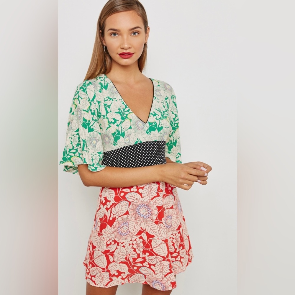 TOPSHOP Floral Print Skater Dress Size 8